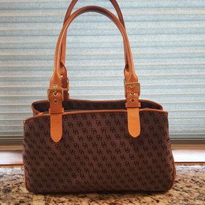 Dooney & Bourke purse